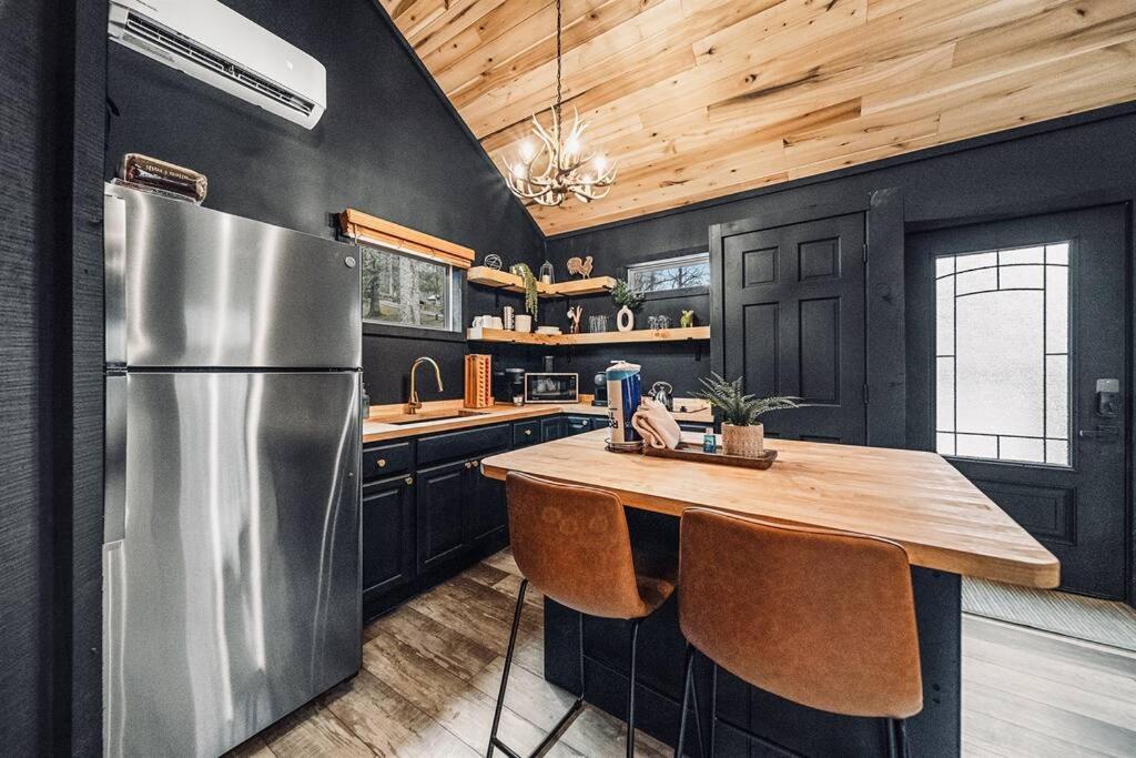Honeymoon Couples Cabin Secluded, Hot Tub, Views Sevierville Eksteriør bilde